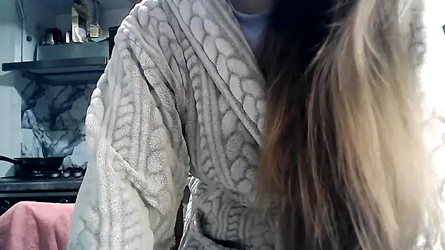 Misssweet s online show from 12-15-25, 04:50