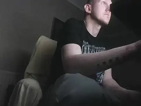 Snapshot of hunkiefend21 chatting on 02-26-25, 06:15 hunkiefend21 online show from 02-26-25, 06:15