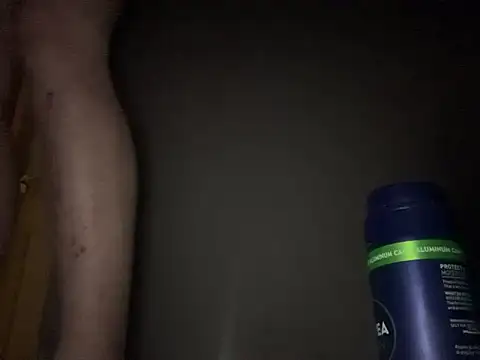 Snapshot of hunkiefend21 chatting on 12-01-25, 08:08 hunkiefend21 online show from 12-01-25, 08:08