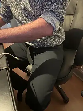 Snapshot of vincent1522 chatting on 02-01-25, 12:05 vincent1522 online show from 02-01-25, 12:05