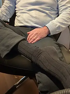 Snapshot of vincent1522 chatting on 02-02-25, 11:19 vincent1522 online show from 02-02-25, 11:19