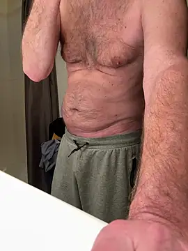 Snapshot of vincent1522 chatting on 02-14-25, 06:56 vincent1522 online show from 02-14-25, 06:56