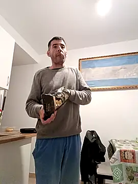 Snapshot of juanignacioargentino chatting on 02-09-25, 10:32 juanignacioargentino online show from 02-09-25, 10:32