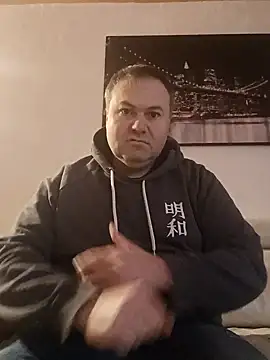 Snapshot of Pourleplasirs chatting on 02-03-25, 10:54 Pourleplasirs online show from 02-03-25, 10:54