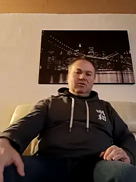 Snapshot of Pourleplasirs chatting on 02-10-25, 01:35 Pourleplasirs online show from 02-10-25, 01:35