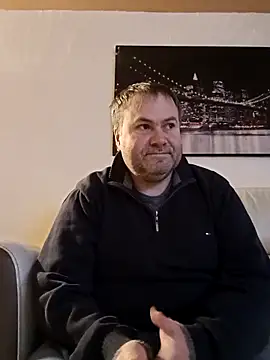 Snapshot of Pourleplasirs chatting on 03-02-25, 01:04 Pourleplasirs online show from 03-02-25, 01:04