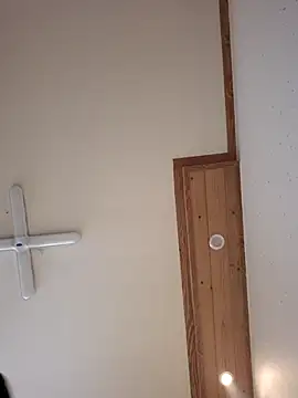 Tyyyggjju online show from 11-27-25, 08:16