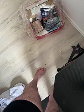 Mo 2003 online show from 02-10-25, 02:37