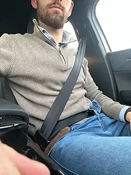 Snapshot of bullyboyy chatting on 02-21-25, 04:05 bullyboyy online show from 02-21-25, 04:05