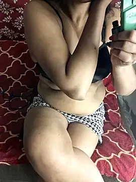 Snapshot of Cute_Jiyaa chatting on 05-16-26, 02:49 Cute Jiyaa online show from 05-16-26, 02:49