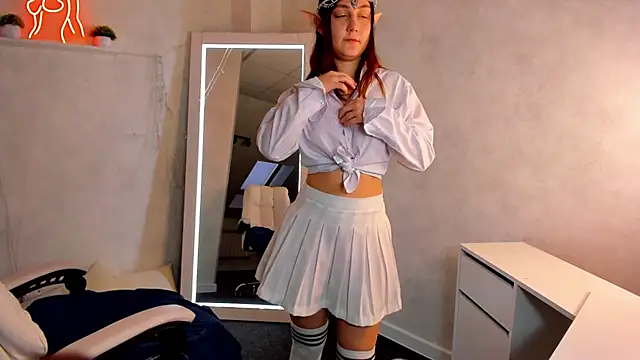 Alisa Suun online show from 02-23-25, 11:44