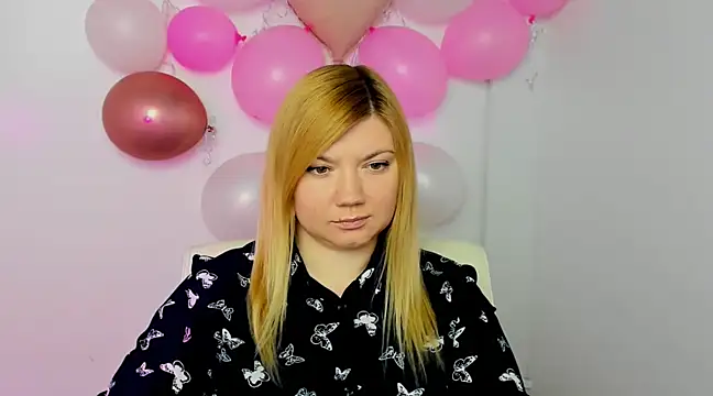 Lola moree online show from 02-25-25, 12:34