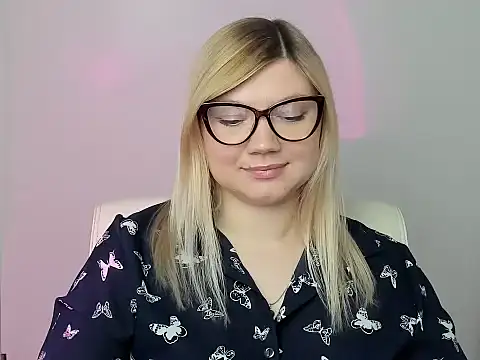 Lola moree online show from 10-26-25, 12:55