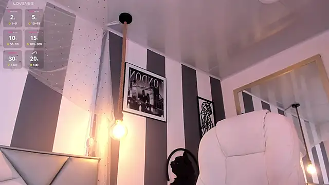 Salome  evans online show from 02-19-25, 04:33