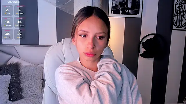 Salome  evans online show from 02-25-25, 01:28