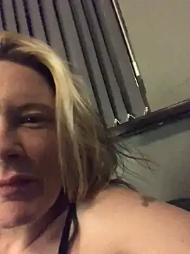 blondey206 online show from 03-05-25, 11:05