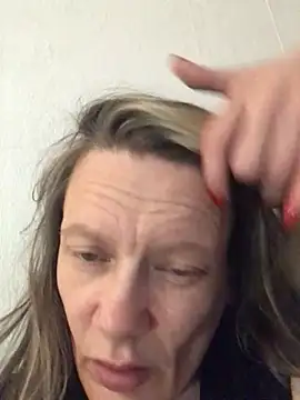 blondey206 online show from 04-15-26, 05:03