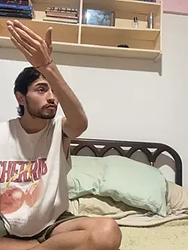 TwinksOnStrip online show from 03-03-26, 04:29