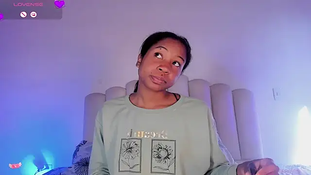 Zaira Rose  online show from 09-23-25, 12:41