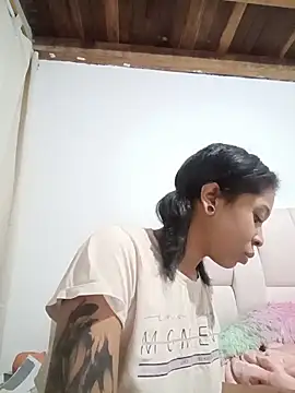 Snapshot of Zaira_Rose_ chatting on 06-17-26, 11:27 Zaira Rose online show from 06-17-26, 11:27