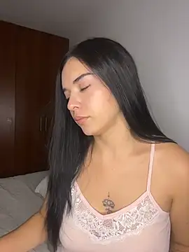 eileensophi online show from 07-19-26, 02:48