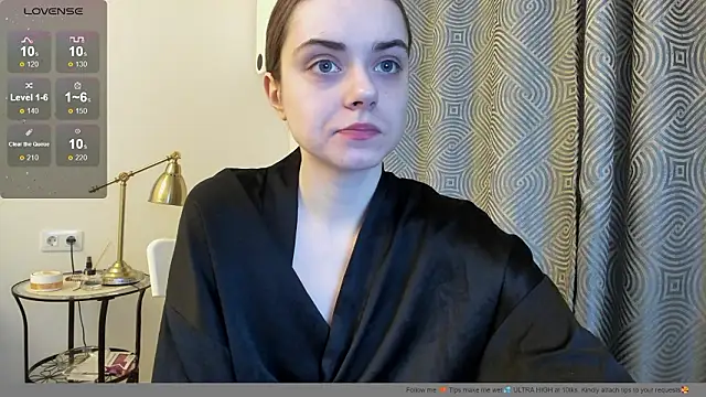 Snapshot of Hustle_Babyy chatting on 02-11-26, 04:12 Hustle Babyy online show from 02-11-26, 04:12