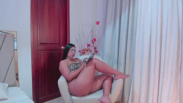 Snapshot of RebecaSanderss chatting on 02-01-25, 03:18 RebecaSanderss online show from 02-01-25, 03:18