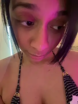 Cristinasunny online show from 04-19-26, 12:54