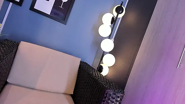 AliDiaz  online show from 02-17-25, 07:53