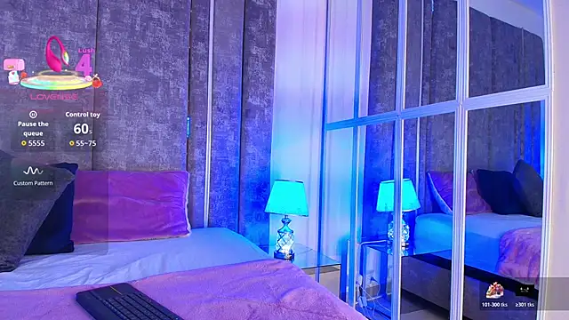 AliDiaz  online show from 11-20-25, 07:24