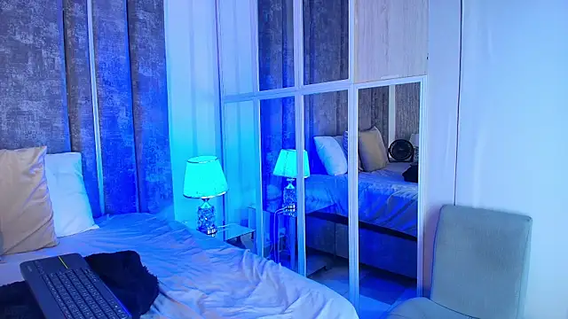 Snapshot of AliDiaz_ chatting on 07-18-26, 06:45 AliDiaz online show from 07-18-26, 06:45