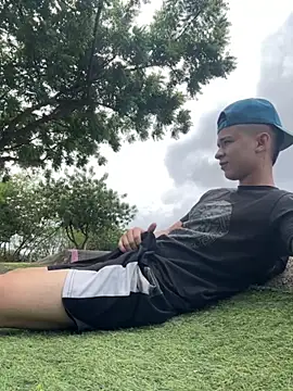 arevalo1124 online show from 12-03-25, 05:22