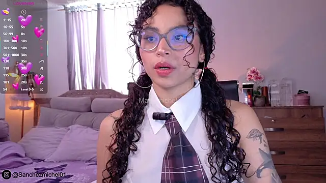 Marivimichel1 online show from 10-18-25, 07:03