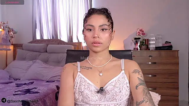 Marivimichel1 online show from 10-21-25, 07:14