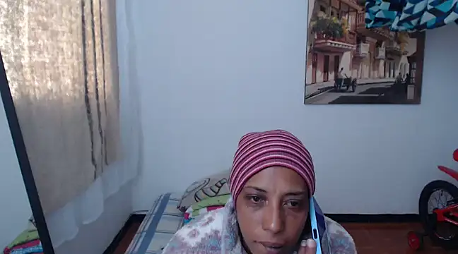 Snapshot of picaes8 chatting on 02-03-25, 10:00 picaes8 online show from 02-03-25, 10:00