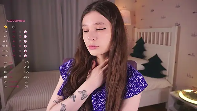 OdetteAven online show from 02-03-25, 06:13