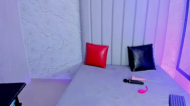 BlondieCutee online show from 03-20-26, 01:54