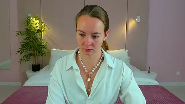 JaniceCollins online show from 10-09-25, 02:20