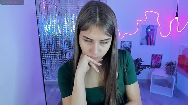 CharmBianca online show from 02-15-25, 07:27