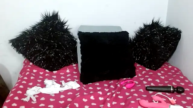 Snapshot of Lunasquirt1985 chatting on 09-09-25, 02:49 Lunasquirt1985 online show from 09-09-25, 02:49