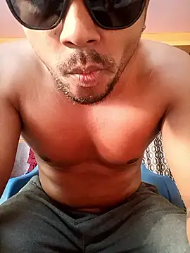 bigcock thick online show from 04-12-26, 01:21