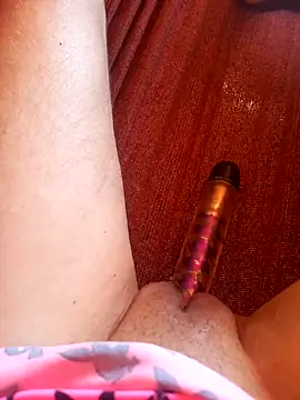 baixinhainsaciavel23 online show from 10-07-25, 03:53