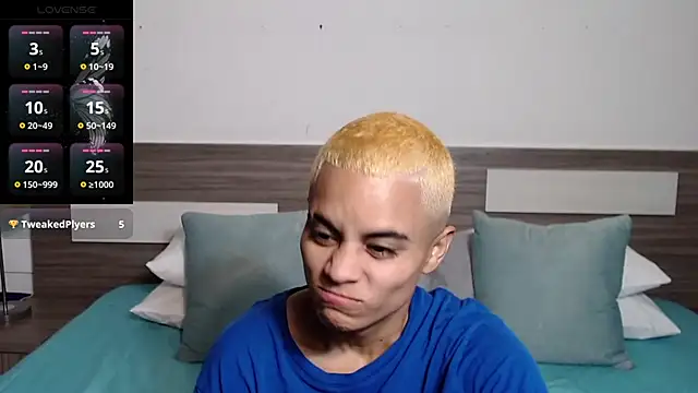 Liiamthompson online show from 04-09-26, 09:15