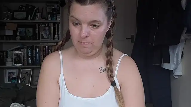 Demi WelshX online show from 11-12-25, 11:54