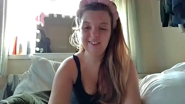 Demi WelshX online show from 11-18-25, 11:25