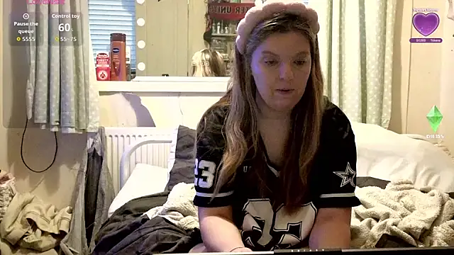 Demi WelshX online show from 12-04-25, 09:40