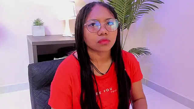 yeikafoxy online show from 02-02-25, 10:57