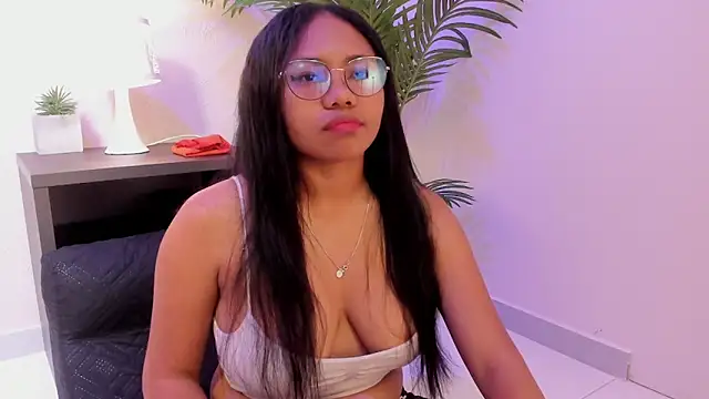 yeikafoxy online show from 02-04-25, 11:05