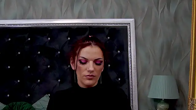 LissaAnn online show from 02-19-25, 06:10