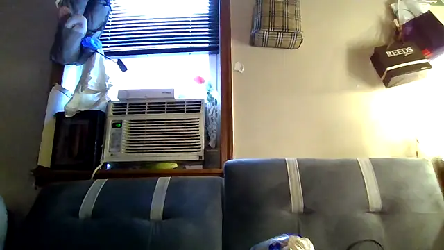 cruz815 online show from 09-14-25, 09:47